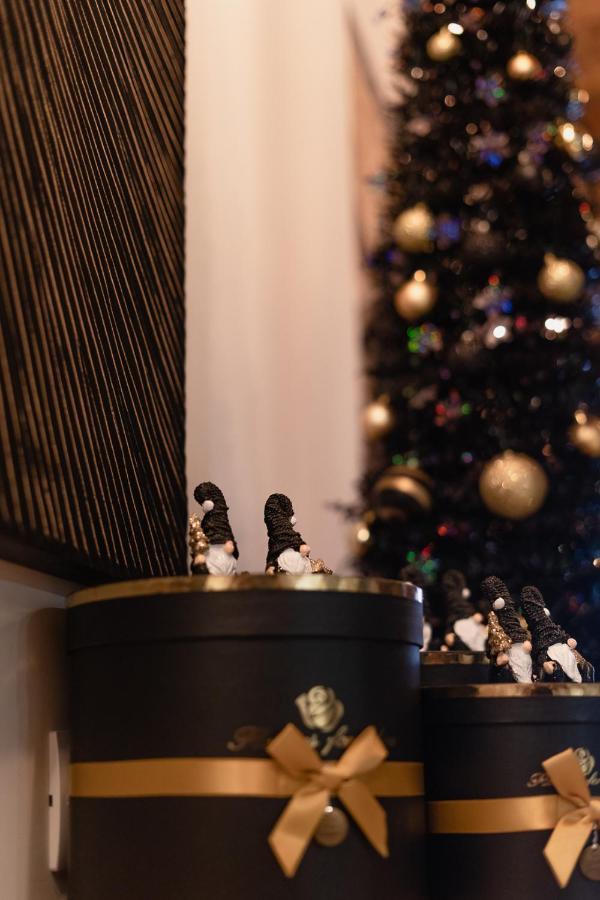 Le Boutique Luxury Rooms Diffused In Historic Center 菲乌米奇诺 外观 照片
