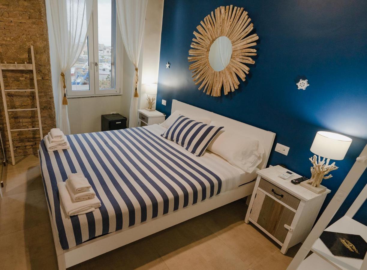 Le Boutique Luxury Rooms Diffused In Historic Center 菲乌米奇诺 外观 照片