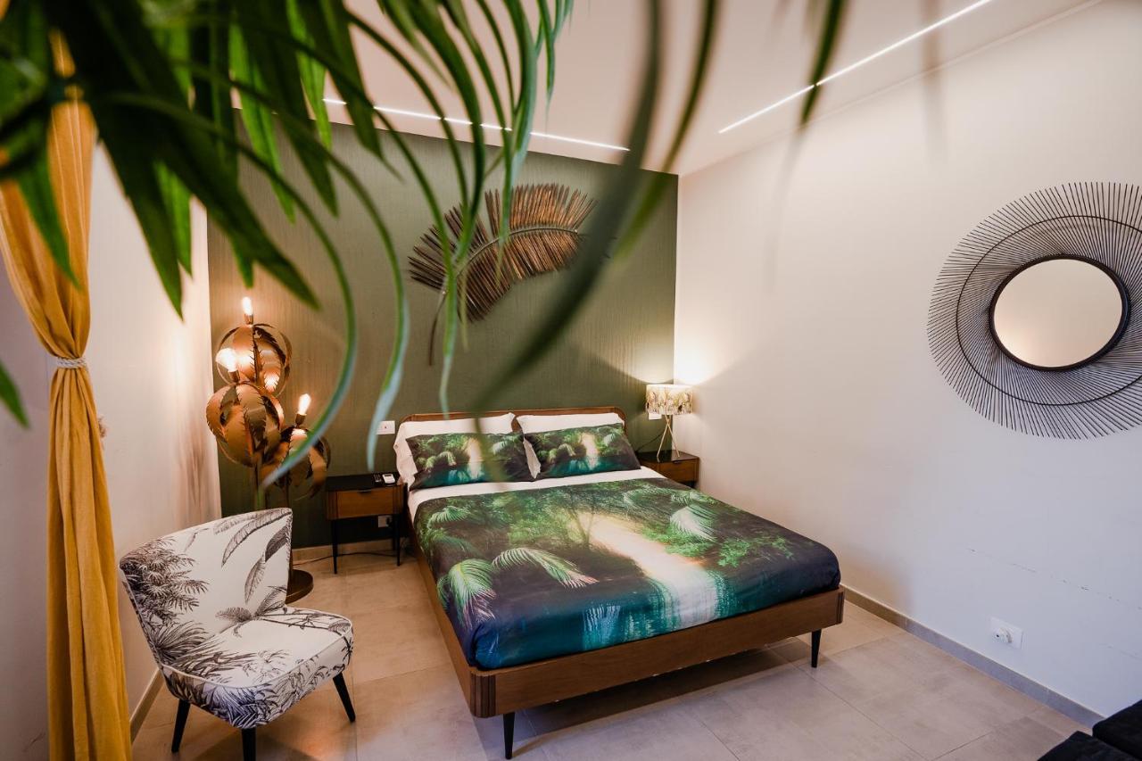 Le Boutique Luxury Rooms Diffused In Historic Center 菲乌米奇诺 外观 照片