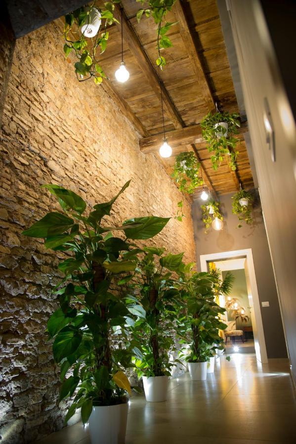 Le Boutique Luxury Rooms Diffused In Historic Center 菲乌米奇诺 外观 照片